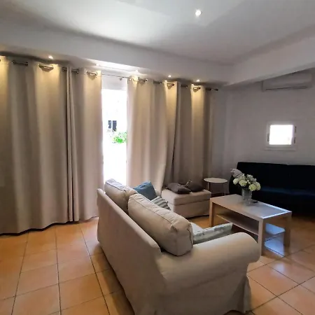 Theoni's Village I Appartement Kalamata