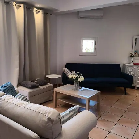 Appartement Theoni's Village I Kalamata